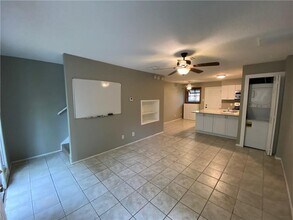 2413 Leon St in Austin, TX - Building Photo - Building Photo