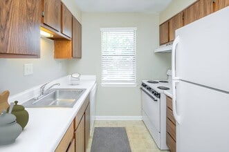 Park Hill in Birmingham, AL - Foto de edificio - Interior Photo