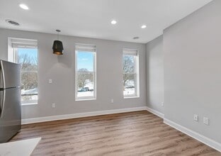 538 Madison Ave in Albany, NY - Building Photo - Building Photo