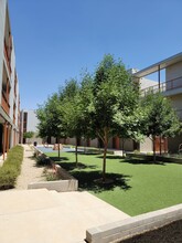 Parkside Terrace in Hobbs, NM - Foto de edificio - Building Photo