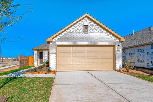8154 Royal Breeze Dr