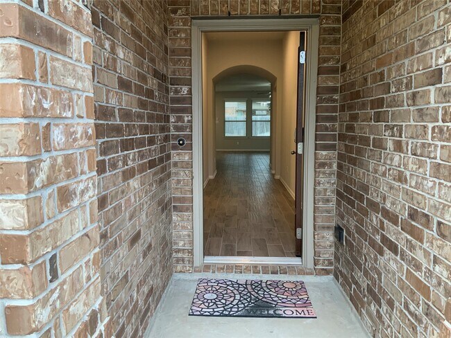 7310 Saddle Tree Dr in Spring, TX - Building Photo - Building Photo