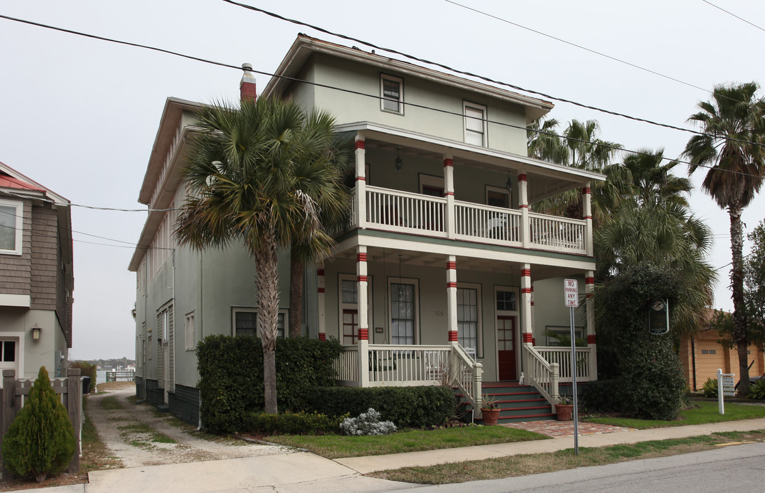 Villas on the Bay in St. Augustine, FL - Building Photo