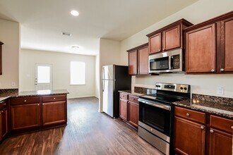 26051 Allan Poe Dr in Magnolia, TX - Building Photo - Building Photo