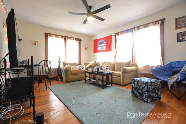 5 Oliva Rd, Unit 1 in Boston, MA - Building Photo - Building Photo