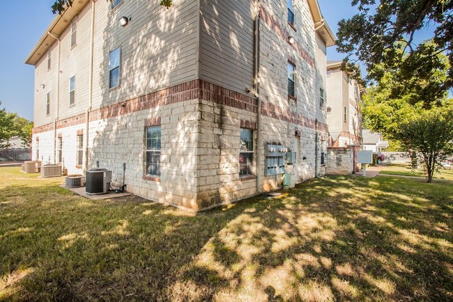 Waterstone Condominium in Waco, TX - Building Photo - Other