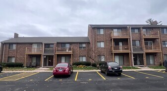 1779 Rand Rd in Des Plaines, IL - Building Photo