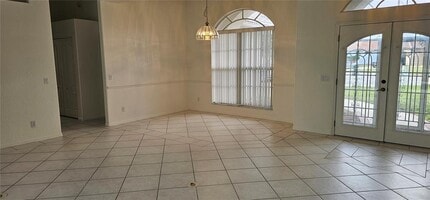 1152 Deardon Dr in Venice, FL - Building Photo - Building Photo