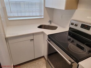 620 SW 6th Ave in Miami, FL - Building Photo - Building Photo