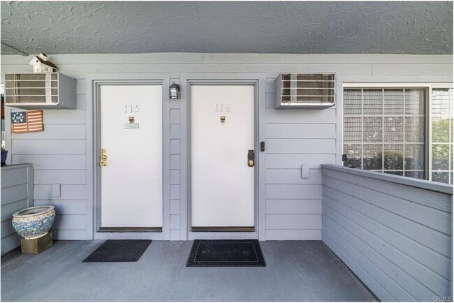 20930 Parthenia St in Los Angeles, CA - Building Photo - Building Photo