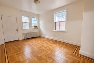 3461 Irwin Ave, Unit 1 in Bronx, NY - Building Photo