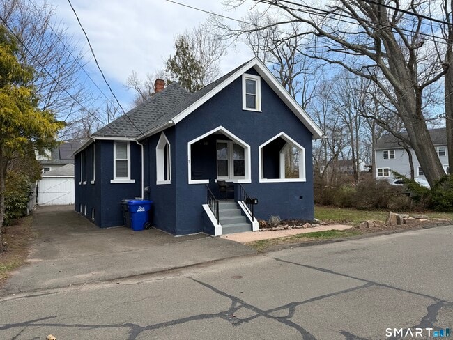 property at 5 Westwood Rd