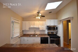 1613 Peace St in Durham, NC - Building Photo - Building Photo