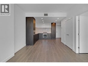 2425 Alpha Ave in Burnaby, BC - Building Photo - Building Photo