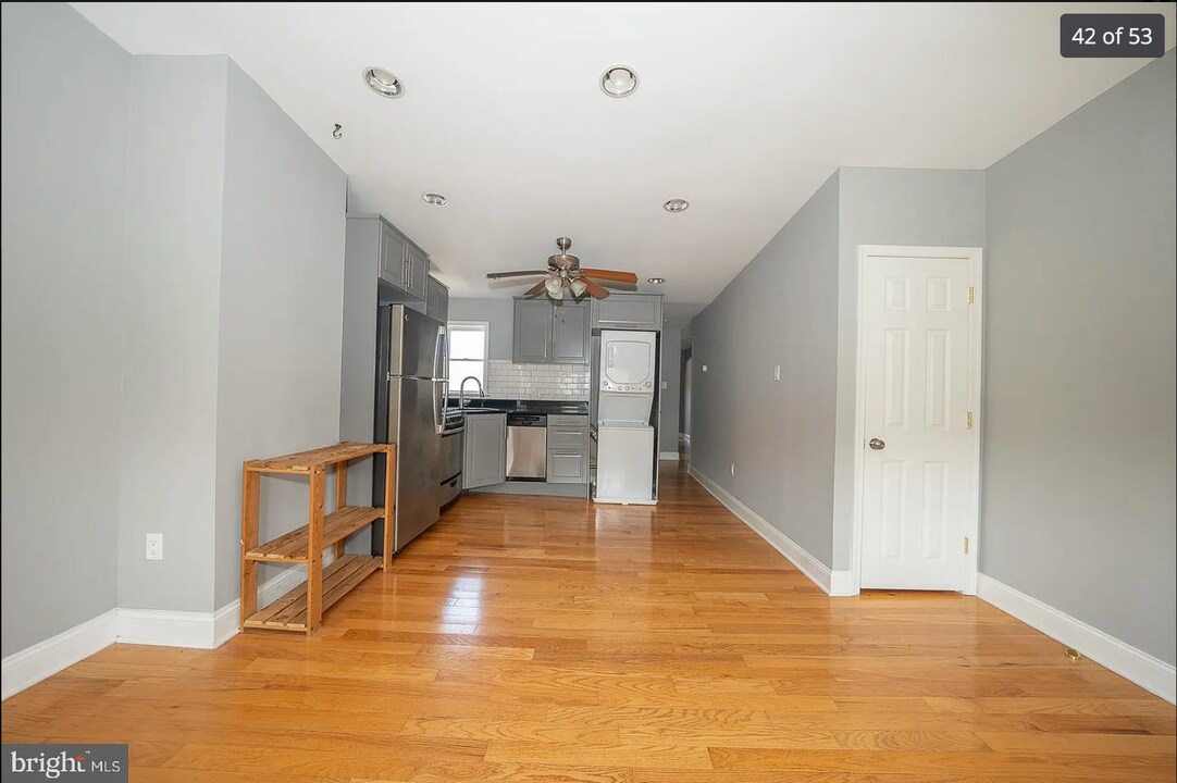 1327 Tasker St, Unit #3 in Philadelphia, PA - Building Photo