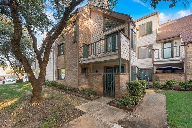 property at 2307 Balsam Dr