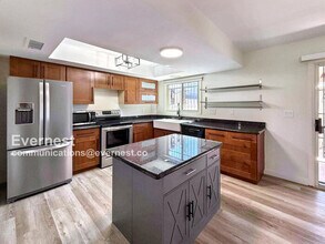 2810 E Clarendon Ave in Phoenix, AZ - Building Photo - Building Photo