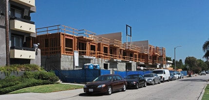 NoHo Senior Villas in North Hollywood, CA - Foto de edificio - Building Photo