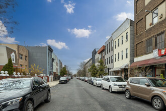 248 Melrose St in Brooklyn, NY - Building Photo - Building Photo