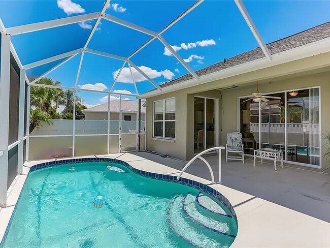 10636 Old Grove Cir in Bradenton, FL - Building Photo - Building Photo