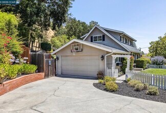 1600 Springbrook Rd in Walnut Creek, CA - Building Photo - Building Photo