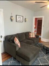 160 Lismore Ave, Unit 2 in Glenside, PA - Building Photo - Building Photo