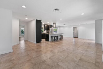 1710 Ardley Rd in North Palm Beach, FL - Building Photo - Building Photo