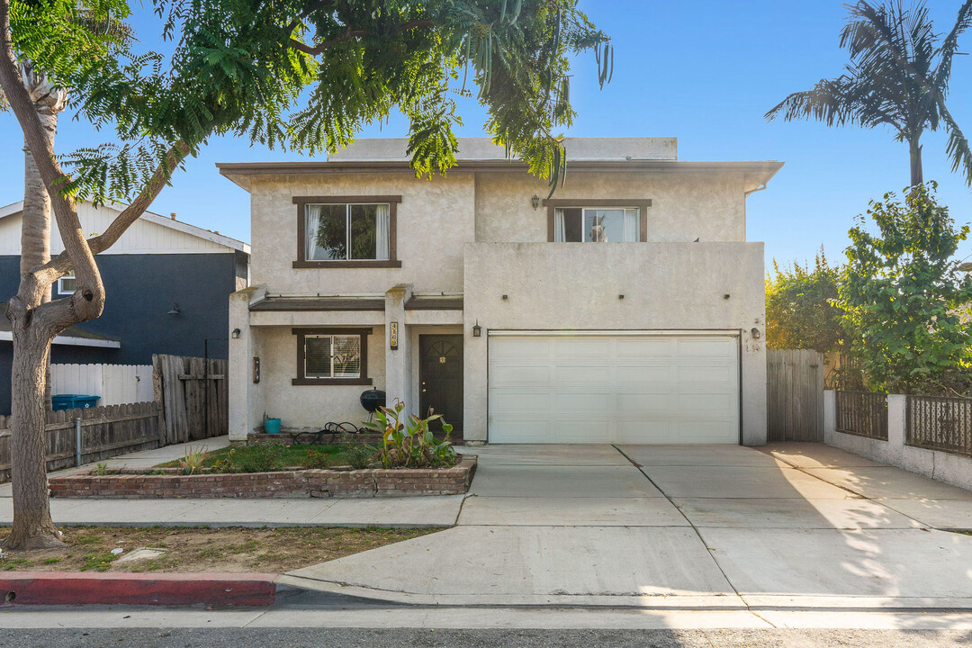 4162 Manhattan Beach Blvd in Lawndale, CA - Building Photo