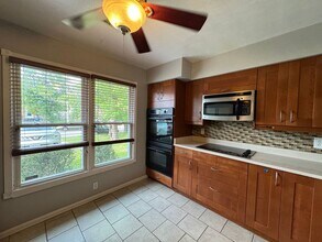 1568 Jameson Dr in Virginia Beach, VA - Building Photo - Building Photo