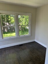 930 S Washington St in Independence, MO - Building Photo - Building Photo