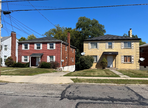 3144 Queen City Ave in Cincinnati, OH - Foto de edificio - Building Photo