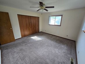 1447 Kennedy Ave in Schererville, IN - Building Photo - Building Photo