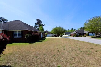 3196 Daufaskie Rd in Sumter, SC - Building Photo - Building Photo