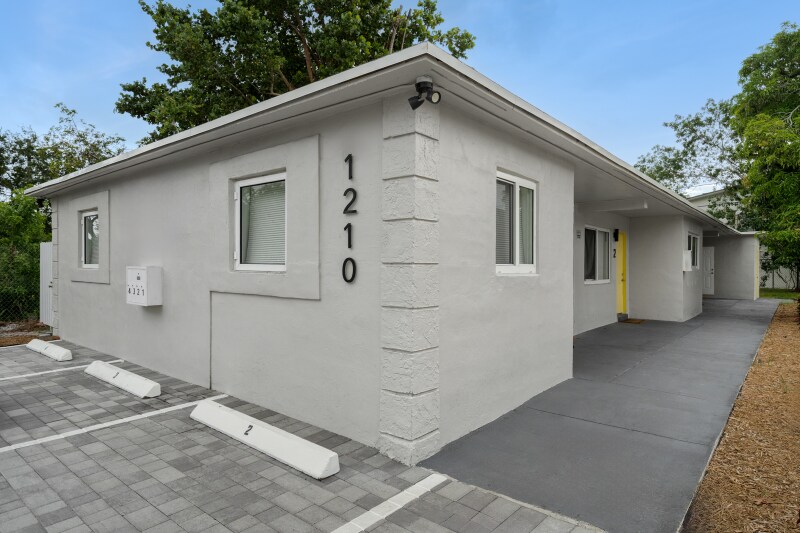 1210 NW 2nd St in Fort Lauderdale, FL - Building Photo