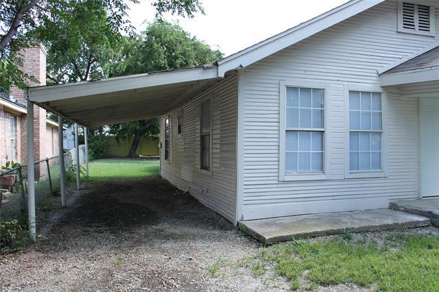 531 W Spurgeon St in Fort Worth, TX - Building Photo - Building Photo