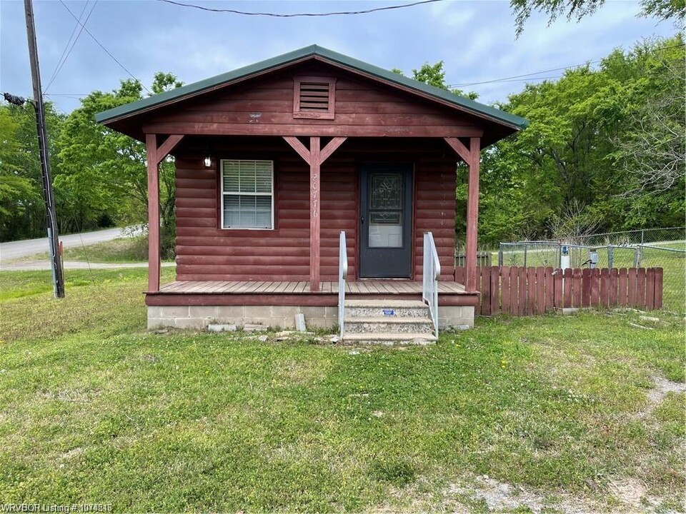 20776 Old US Hwy 59 in Heavener, OK - Foto de edificio