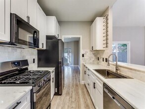 4125-4121 One Pl Ln in Flower Mound, TX - Building Photo - Building Photo