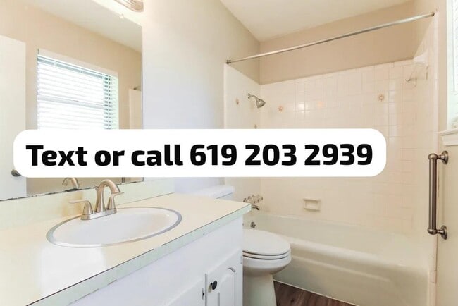 property at 813 Poinsettia Dr