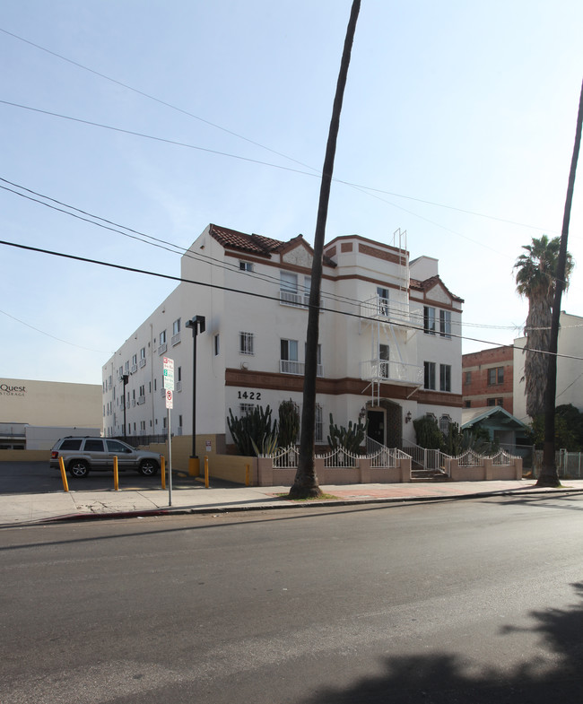 1422 N Kingsley Dr in Los Angeles, CA - Foto de edificio - Building Photo