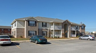 Bartlett Bayou in Pascagoula, MS - Building Photo