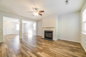 50 Brookview Dr in Newnan, GA - Building Photo - Building Photo