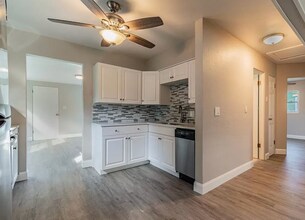 4012 21st St N in St. Petersburg, FL - Building Photo - Building Photo