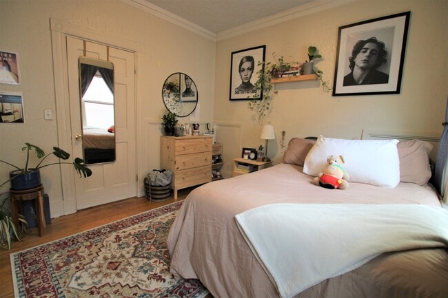 property at 93 Hillside St