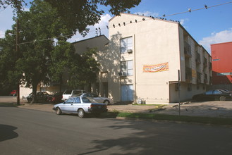 Knight Street Apartments in Dallas, TX - Foto de edificio - Building Photo