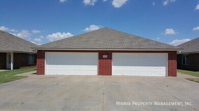 610 N Englewood Ave in Lubbock, TX - Building Photo - Building Photo