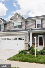 2820 Union Square Rd in New Windsor, MD - Building Photo - Building Photo