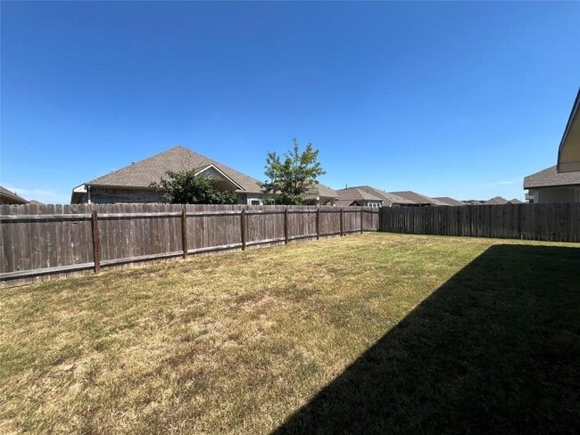 212 Baralo St in Leander, TX - Building Photo - Building Photo