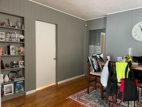 1205 Hutton St, Unit 1st Floor in Troy, NY - Building Photo - Building Photo