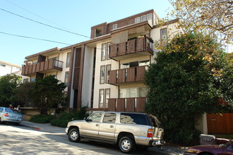 420 Bellevue Ave in Oakland, CA - Building Photo - Building Photo