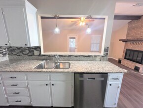 2204 Phyllis Dr in Copperas Cove, TX - Building Photo - Building Photo